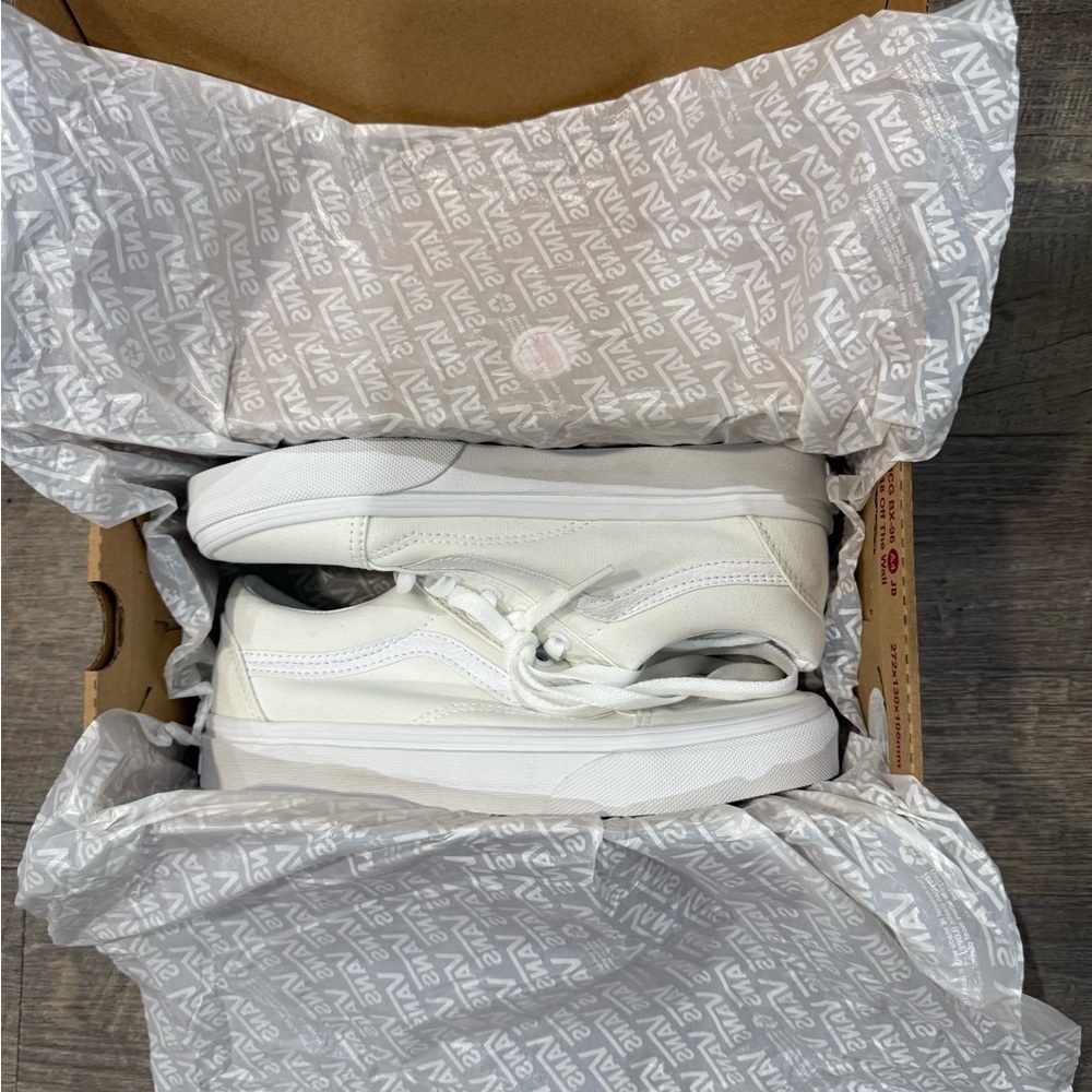 VANS / Old Skool True White, women’s-Men's / Sneakers /Size Women’s 5.5 Men’s4 - Picture 10 of 11